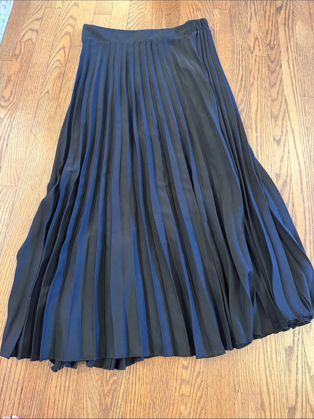 New Look Black Pleated Midi Skirt Size 10